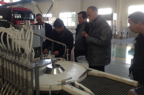 客戶（hù）交（jiāo）流